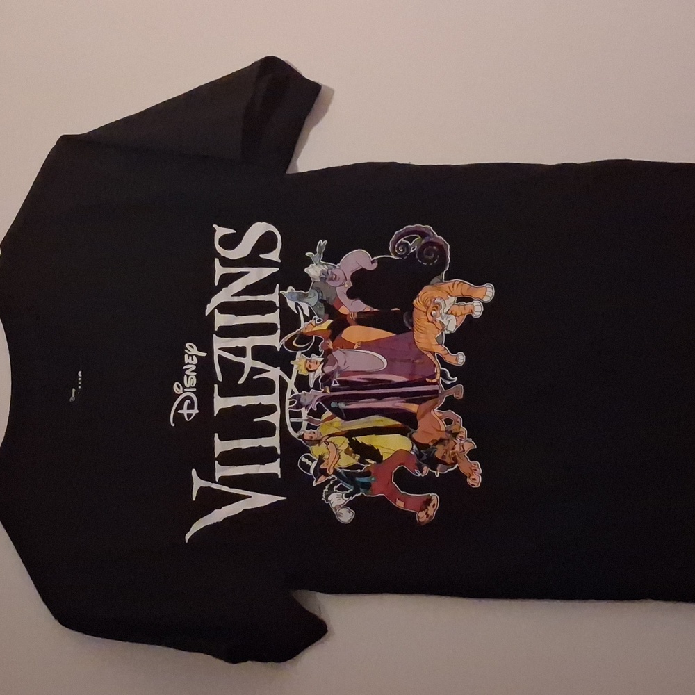 Men's Vintage 2000s Disney Villains Black Graphic Tee